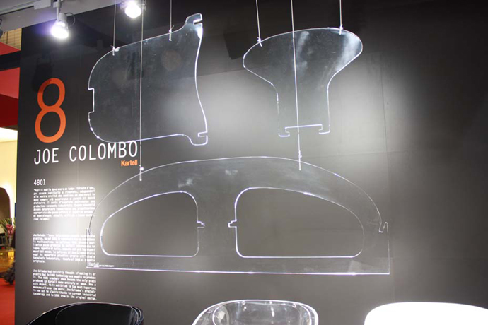 Stand Kartell